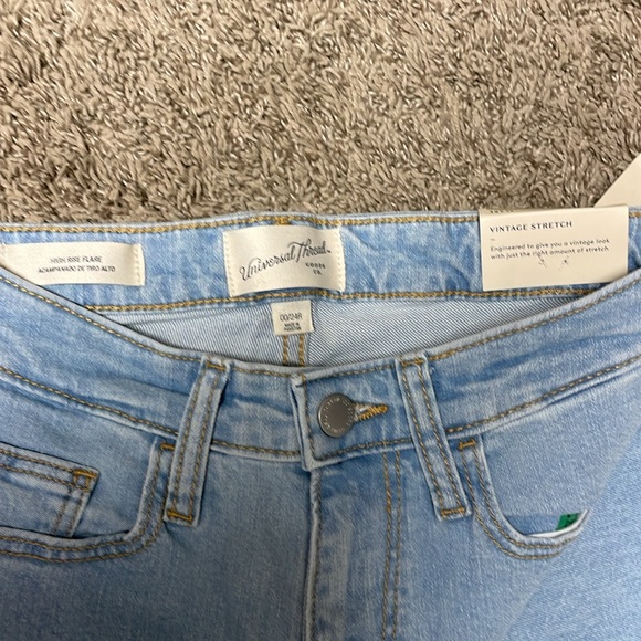 Jeans - Picture 7 of 7